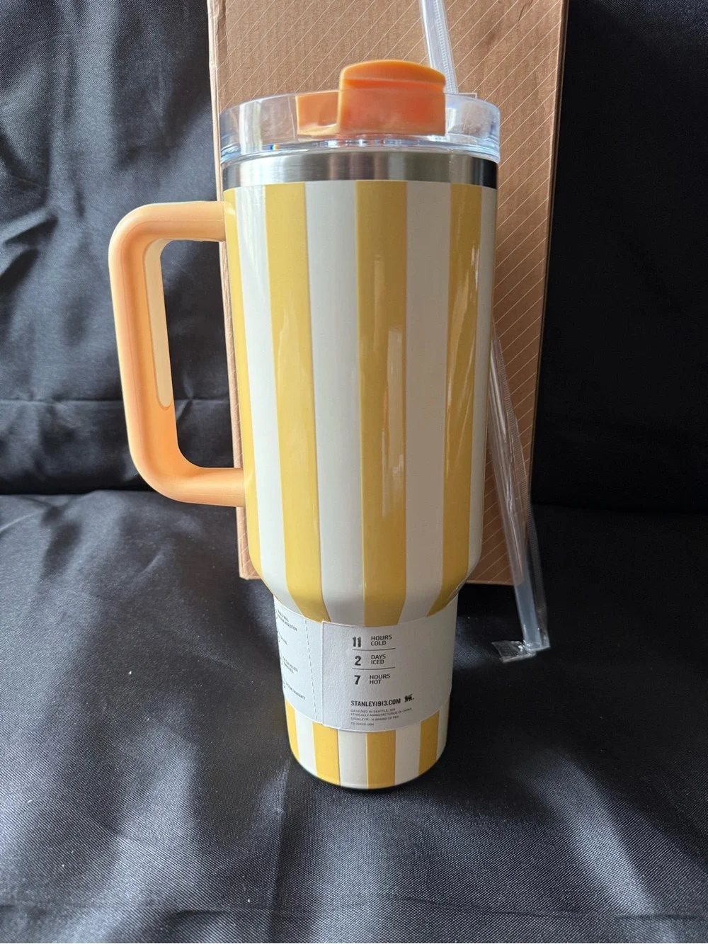 New Stanley 40oz Quencher H2.0 Tumbler - Classy Yellow Stripe - Picture 6 of 7